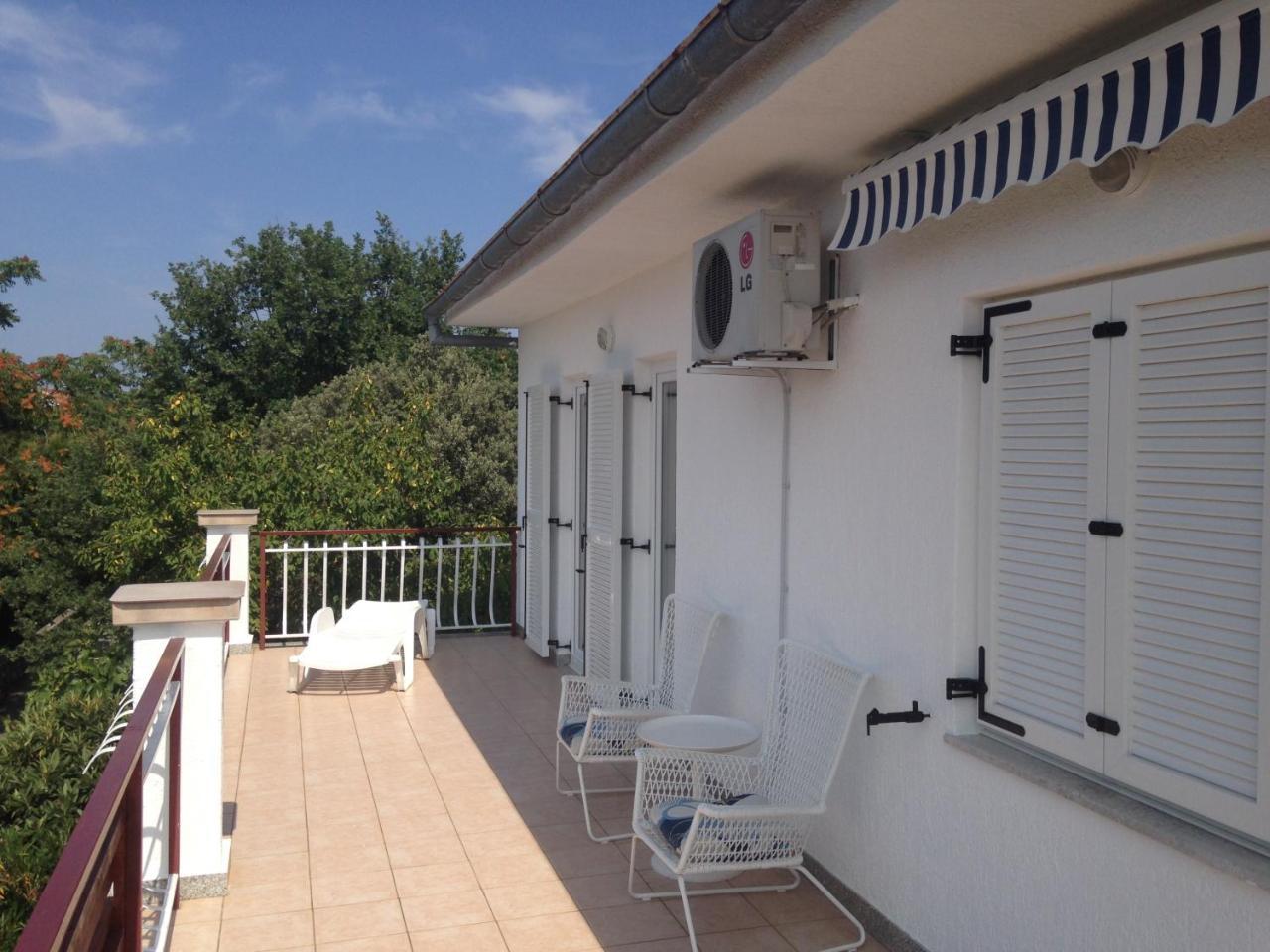 Apartmani Josko Pinezići Exteriör bild