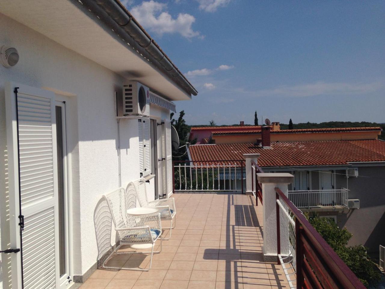 Apartmani Josko Pinezići Exteriör bild